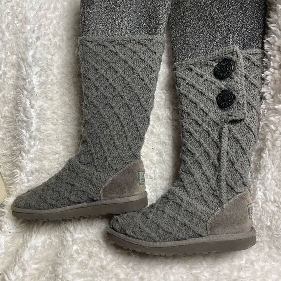 UGG AUSTRALIA Lattice Cardy Genuine Sheepskin Knit Tall Gray Boots big girl SZ4 - Picture 2 of 12